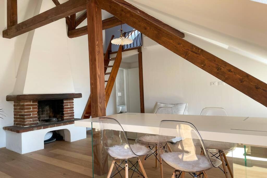 Design Apartment In The Heart Of بولزانو المظهر الخارجي الصورة